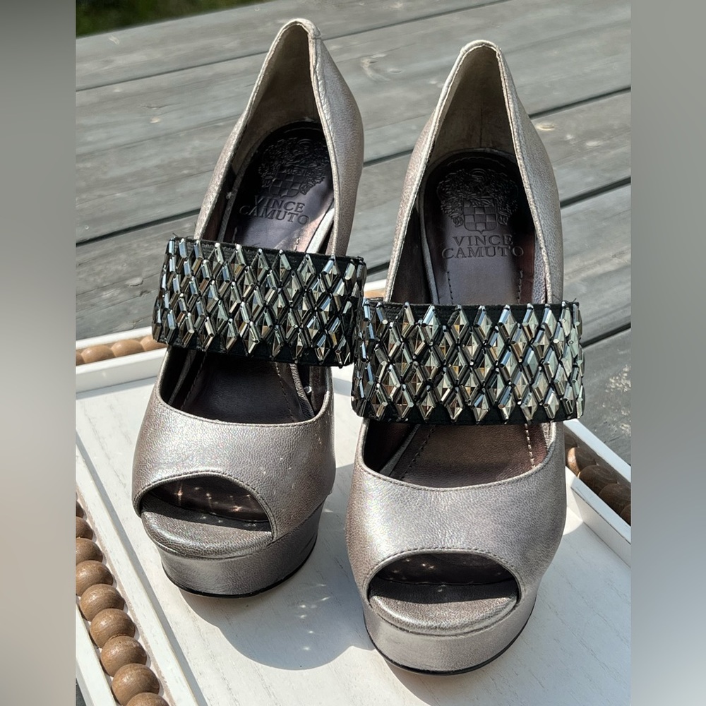 Vince Camuto Silver leather metal studded heels Size 7 (37)